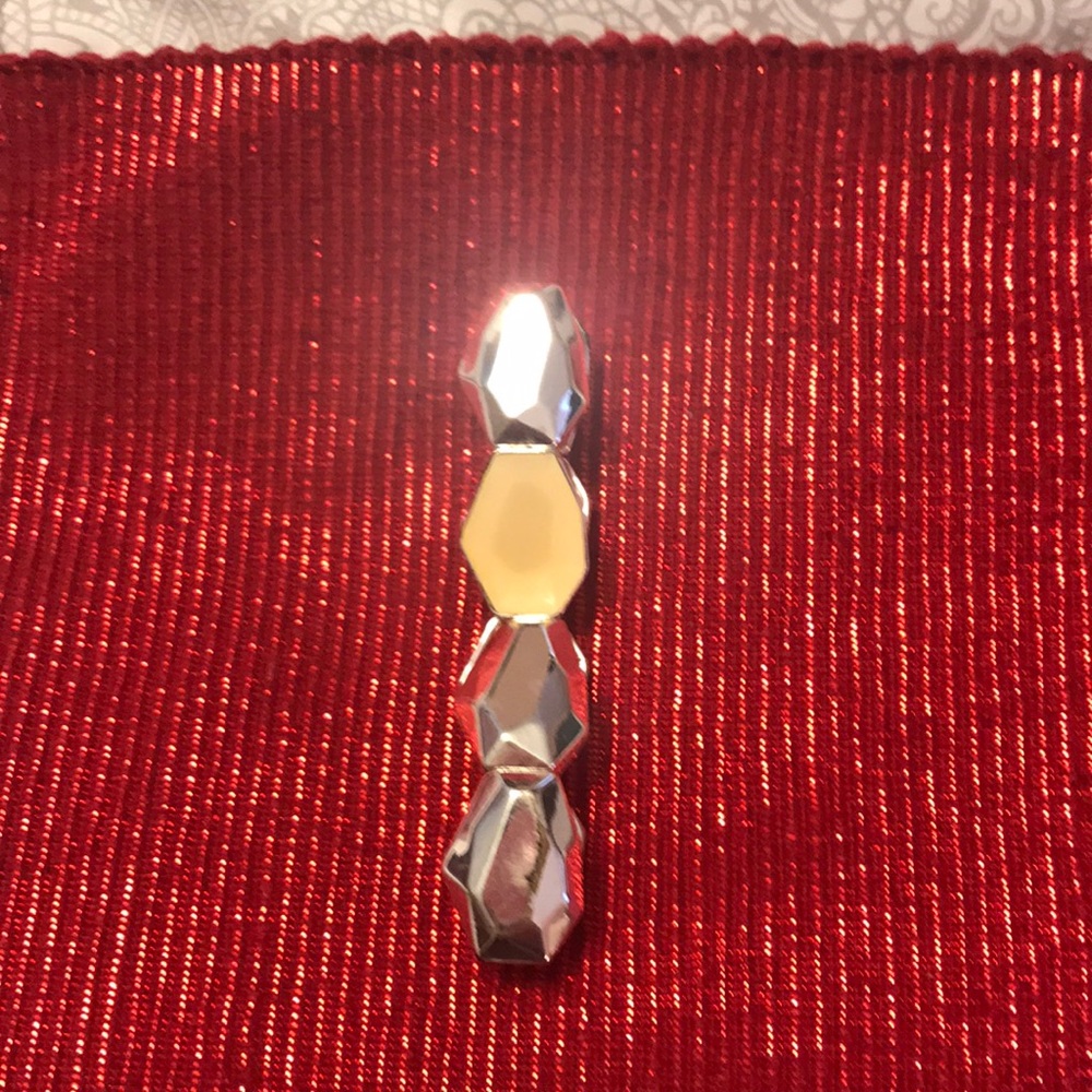 Avon bracelet matches the Avon necklace